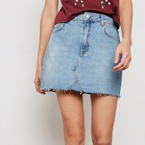 Topshop Moto Denim Skirt (size 4)